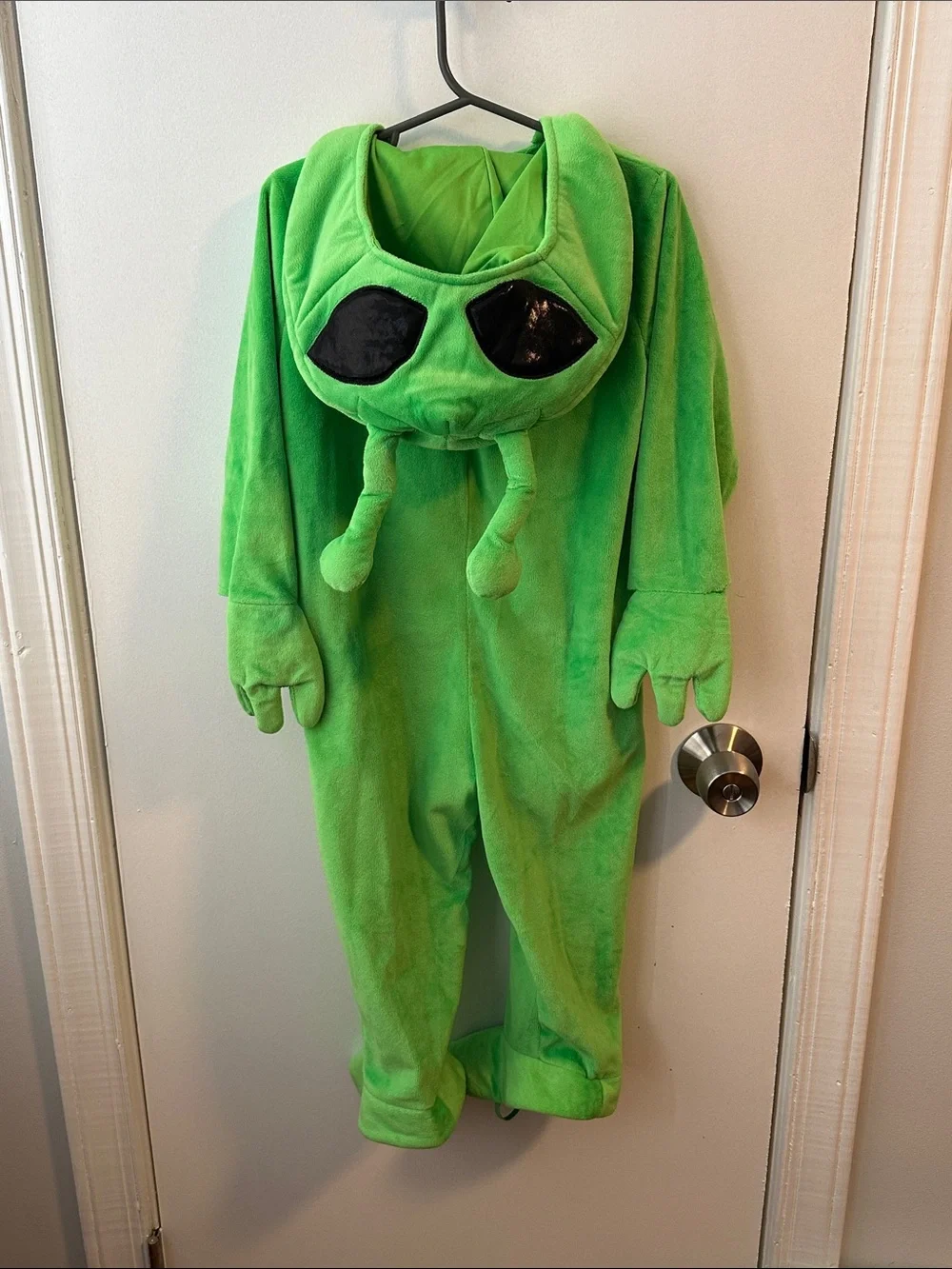 Halloween Costumes soft green
